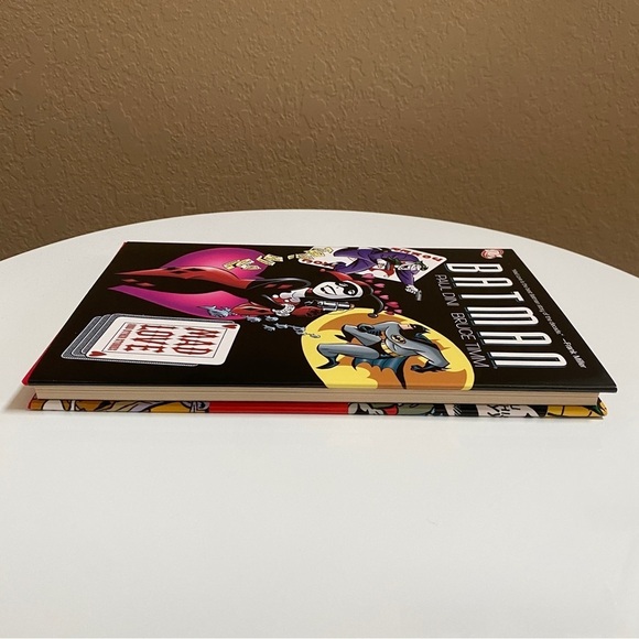 Batman Mad Love and Other Stories - Picture 4 of 7